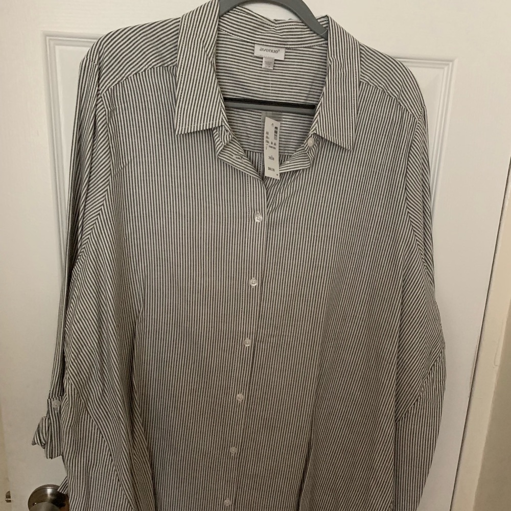 Brand new with tags blouse from Avenue